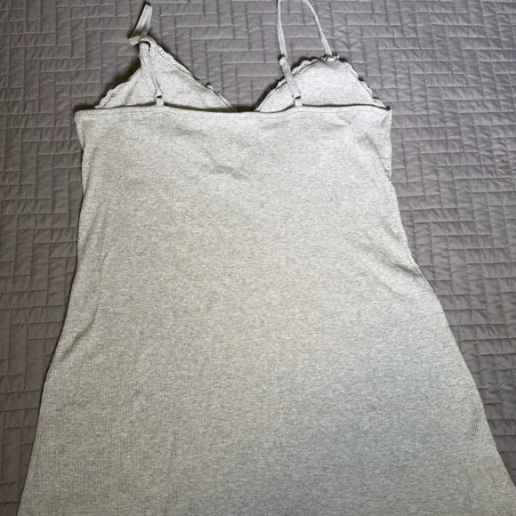 Gray Nightgown XL Like New - Picture 2 of 6